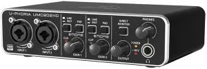 Behringer UMC202HD Внешний интерфейс USB для записи и воспроизведения звука на компьютере (PC/MAC).