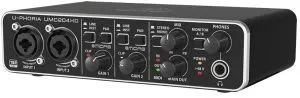 Behringer UMC204HD Внешний звукозаписывающий интерфейс.