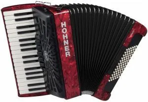 Hohner Bravo III 72 Red Аккордеон трехголосный. 