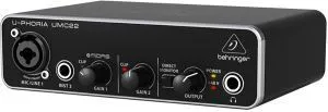 Behringer UMC22 Аудиоинтерфейс USB.
