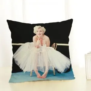 Чехол на декоративную подушку Мэрилин Монро 574707627634/7. Хлопок. Размер 45 х 45 см.