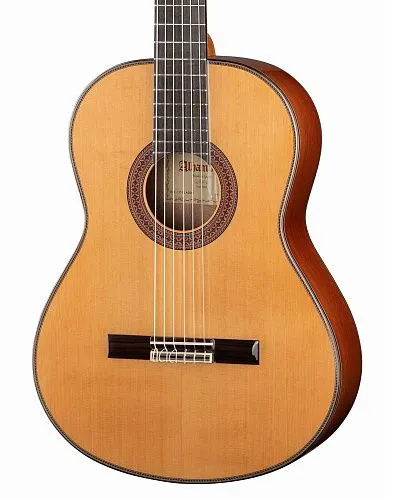 Alhambra 2.304 Classical Conservatory 7C Классическая гитара.