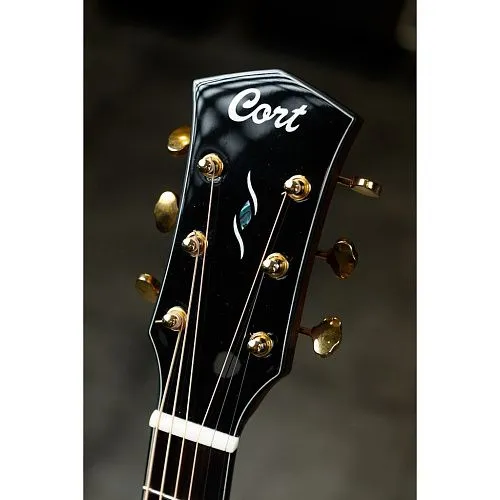Cort Gold-OC6-NAT Gold Series Электроакустичесая гитара (б\у).