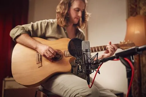 Rode NT1 Signature Black Студийный конденсаторный микрофон.