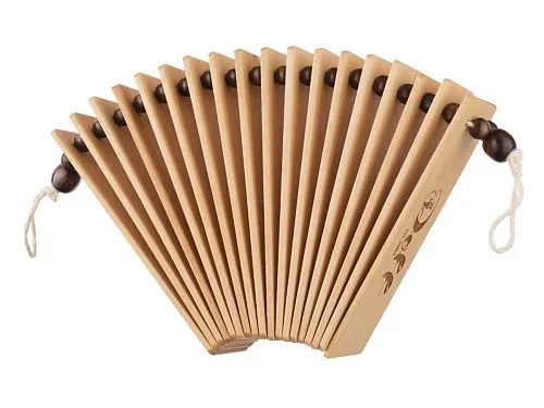 Doff DTRM-07 Трещотка пластинчатая, бук.